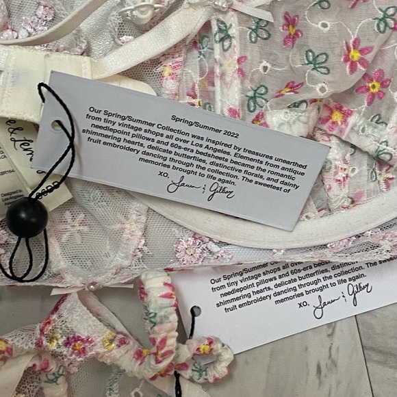 New💕 For Love & Lemons Bloom collection 💕 - Picture 8 of 11